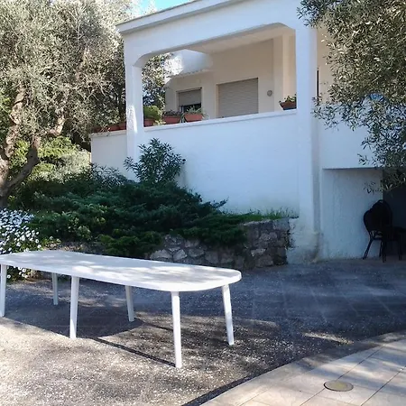 Licia בית נופש קונברסאנו
